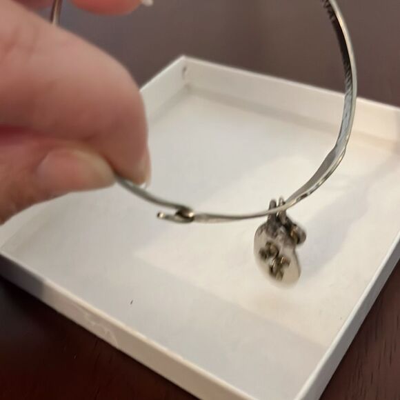 Brighton Faith Hope Love Cross Heart Charm Hammered Metal Bracelet Cuff - Picture 5 of 6